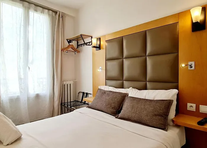 Hotel De France 18 Parigi
